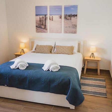Lovely & Bright Renovated Apt. W/ Balcony In Lagos Esterno foto