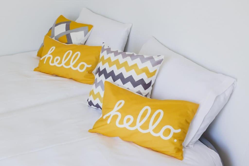 Lovely & Bright Renovated Apt. W/ Balcony In Lagos Esterno foto